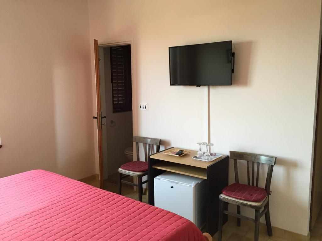 Guest House Punta Grzan Петрчане Номер фото