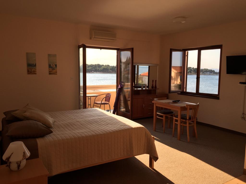Guest House Punta Grzan Петрчане Номер фото