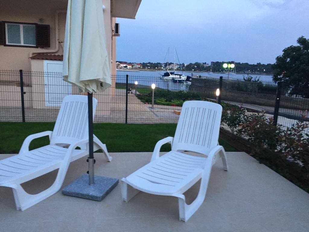 Guest House Punta Grzan Петрчане Екстер'єр фото