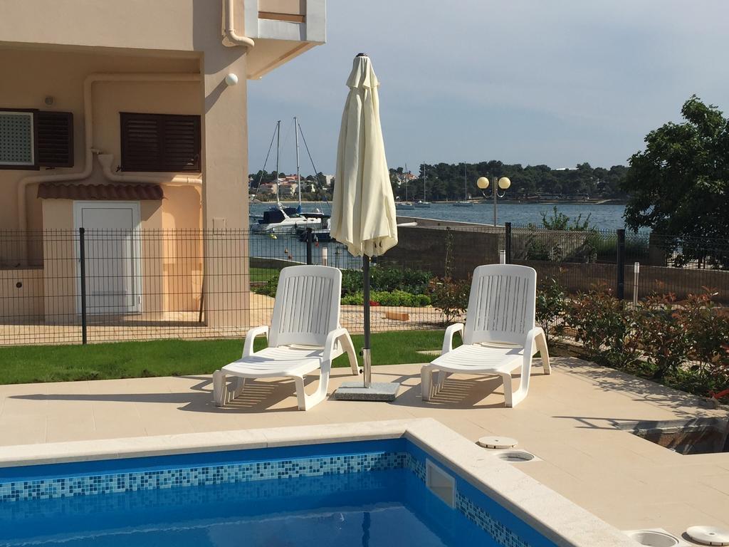 Guest House Punta Grzan Петрчане Екстер'єр фото